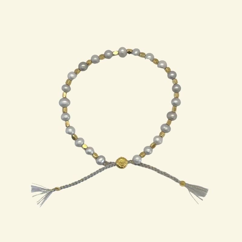 smr | gray pearl with yellow gold | Signature  Collection bracelet