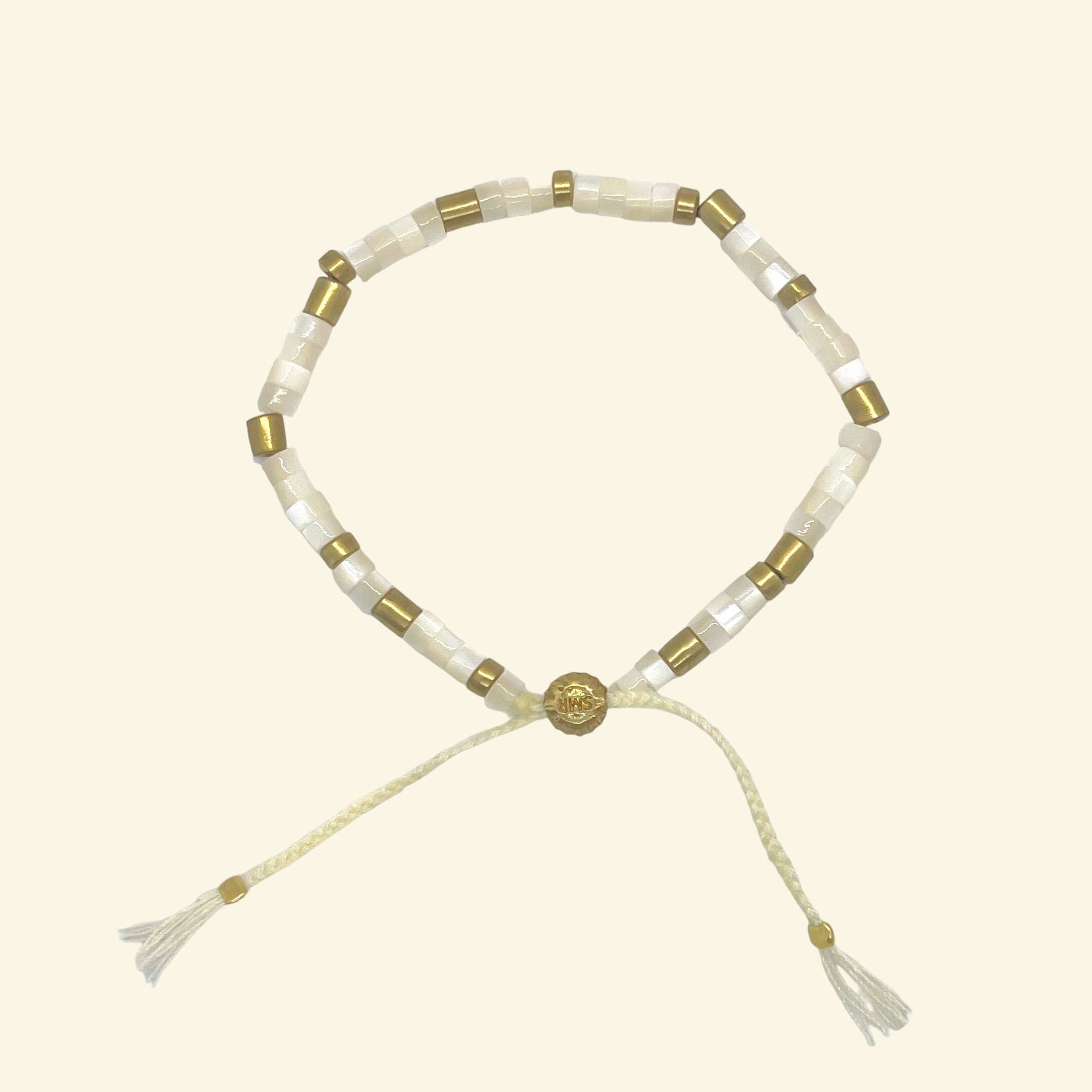 smr | Mother Of Pearl White | Earth Collection bracelet