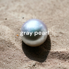 Load image into Gallery viewer, smr // gray pearl with yellow gold // Signature  Collection bracelet
