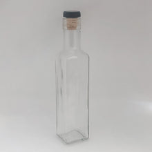 Load image into Gallery viewer, QUADRA OLIVE OIL // CLEAR GLASS JAR
