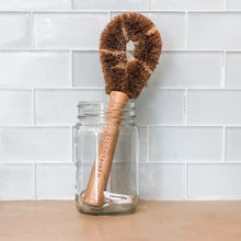 Load image into Gallery viewer, two-tone coconut husk &amp; bamboo // kitchen brush
