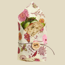 Load image into Gallery viewer, bees wrap // sandwich wrap
